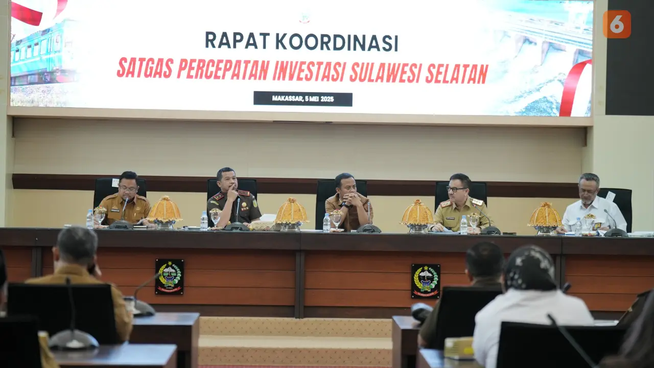 Rapat koordinasi Satgas Percepatan Investasi berlangsung di Kantor Gubernur Sulsel. (Liputan6.com/Eka Hakim)