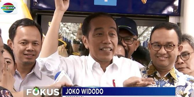 Aksi Jokowi Bersama Menteri dan Kepala Daerah Jajal MRT Jakarta