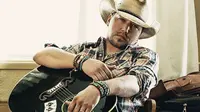 Ikuti Jejak Taylor Swift, Jason Aldean Tarik Album Dari Spotify
