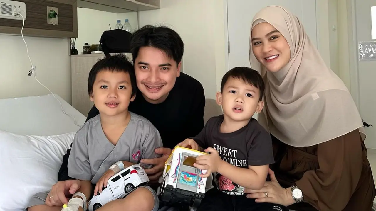 Potret Alvin Faiz Bareng Yusuf dan Zayn, Sering Dituding Tak Peduli Anak Kandungnya