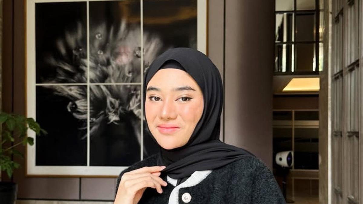 Kisah 7 Artis Mualaf Jalani Beda Keyakinan dari Keluarga, Clara Shinta Sempat Ditentang