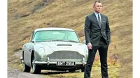 Aston Martin DB5 yang dipakai dalam film James Bond 'Skyfall' (telegraph)