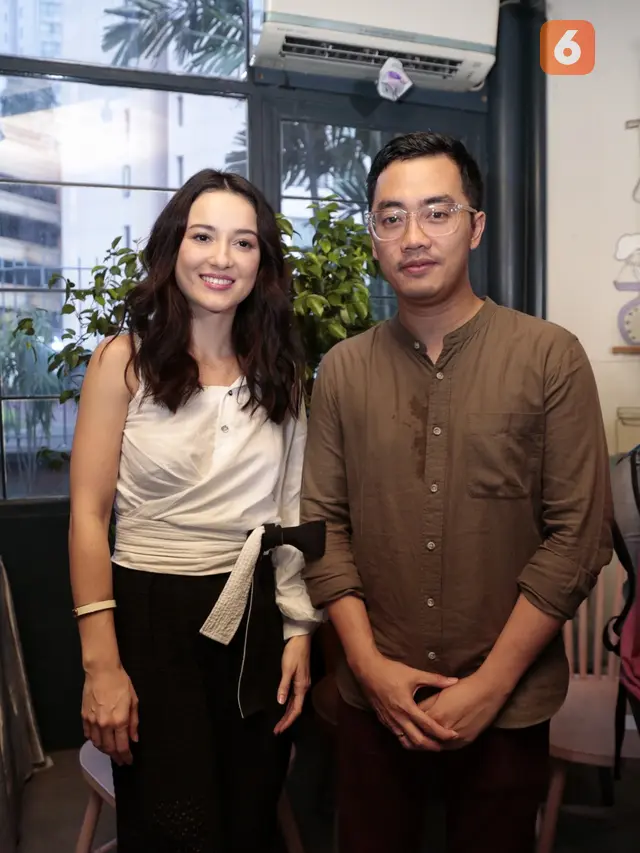 [Bintang] Dennis Adishwara - Julie Estelle
