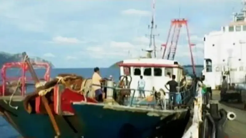 VIDEO: Kapal Ikan Ilegal Berbendera Indonesia Ditangkap di Ambon