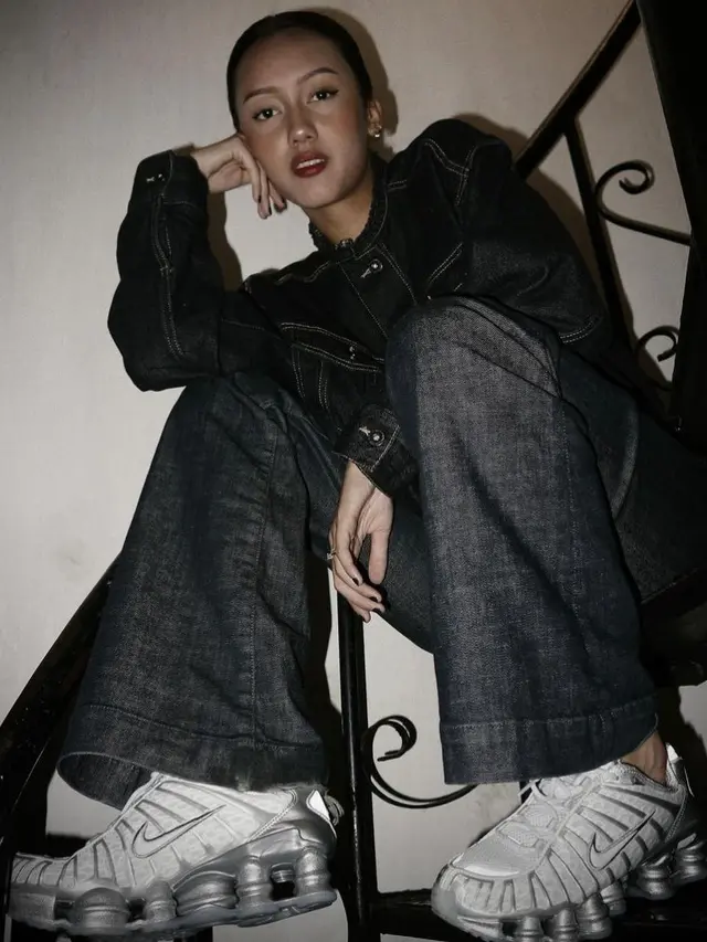 OOTD Nabila Sudiro Putri Pertama Tora Sudiro yang Baru Menikah. [@nabilasudiro]