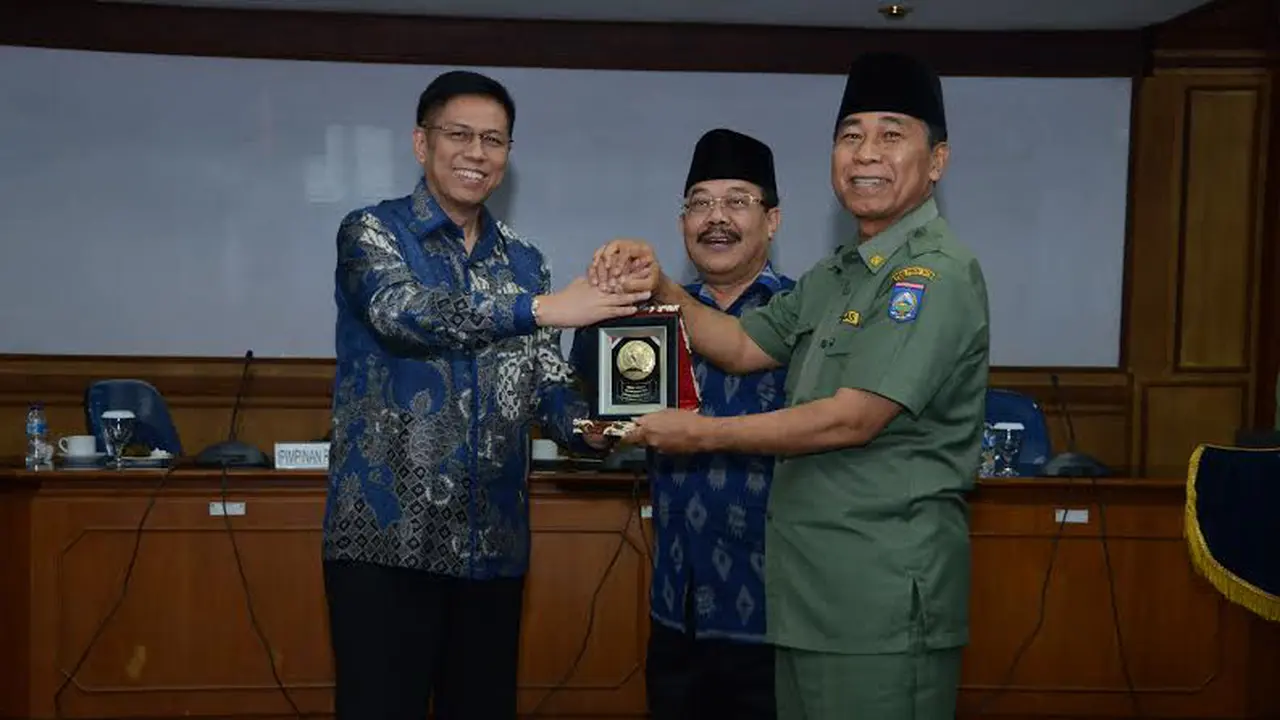 Listrik Sering Padam di NTB, Komisi VII Kunjungi Gubernur Lombok