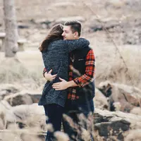 ilustrasi pasangan cemburu/Photo by Seth Reese on Unsplash