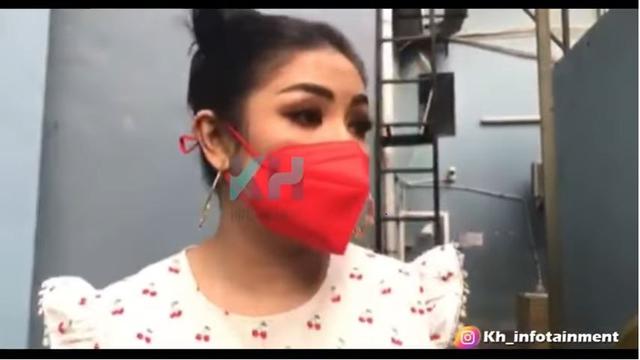 Nindy Ayunda (Foto: YouTube)