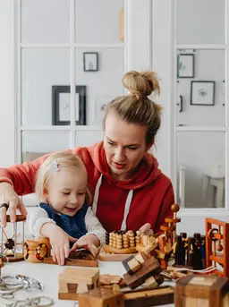 Anak yang memiliki motivasi internal cenderung lebih konsisten dalam melakukan suatu aktivitas (Sumber: Pexels.com)