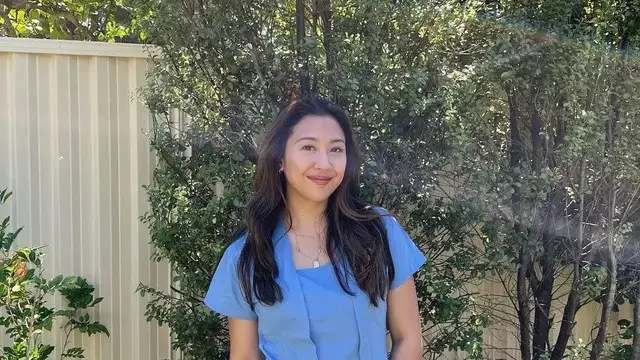 Inspirasi kebaya brokat lengan pendek (credit: instagram/sherinamunaf)