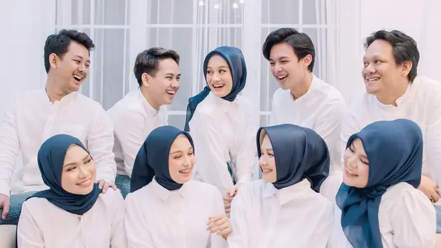 6 Pemotretan Rey Mbayang dan Keluarga Dinda Hauw, Penuh Kebahagiaan