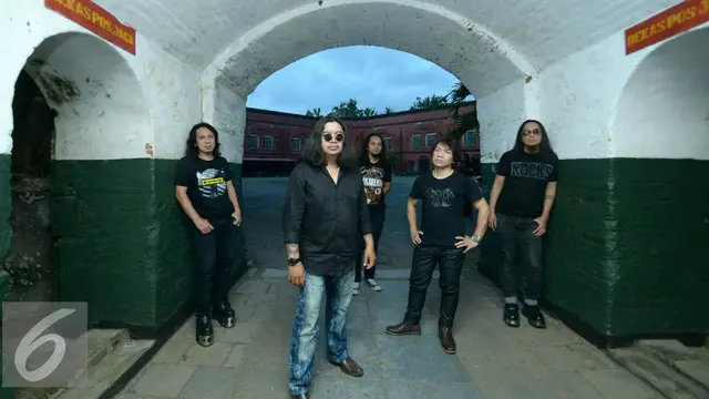 Powerslaves