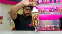 Milkshake ini mungkin milkshake paling mahal di dunia karena terbuat dari emas yang bisa dimakan
