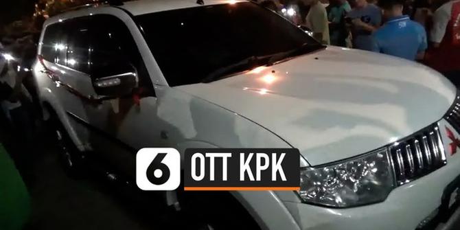 VIDEO: KPK Segel Ruang Kerja Bupati Lampung Utara