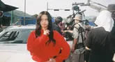 Proses syuting Newtopia yang hampir memakan waktu satu tahun, membutuhkan persiapan fisik dan mental yang matang dari Jisoo. Ia tak hanya berlatih akting, tetapi juga menjaga kondisi fisiknya agar tetap prima. Semangat Jisoo ini terlihat dari berbagai foto di balik layar yang dibagikannya di media sosial. (Liputan6.com/IG/@sooyaaa__)