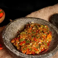 Banyak rintangan yang dihadapi Aneka Nusantara dalam menjalankan bisnisnya, tapi menyerah bukanlah jawaban.(dokumen/Dana Rizki Dwi Pratiwi)