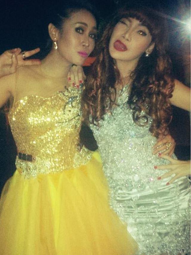 6 Potret Transformasi Ratu Meta, Pendangdut yang Ceraikan Suami di Usia Pernikahan 3 Bulan