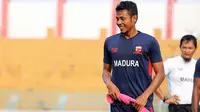 Gelandang baru Madura United, Zulfiandi. (Bola.com/Aditya Wany)