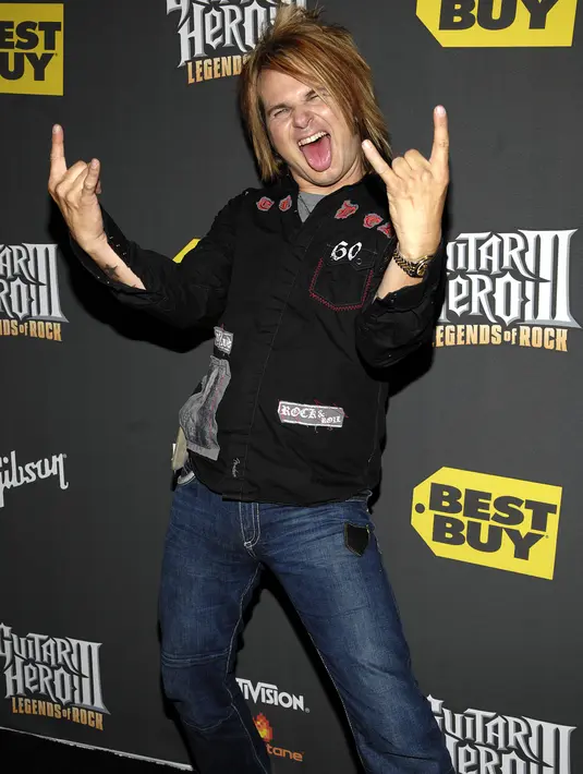 Drummer band rock Poison, Rikki Rockett diketahui menderita penyakit kanker mulut. Meski terserang penyakit mengerikan tersebut, dokter mengatakan jika Rikki memiliki kesempatan baik dalam pemulihannya. (AFP/Bintang.com)