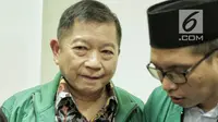 Elite PPP Suharso Monoarfa berbincang di DPP PPP, Jakarta. (Liputan6.com/Faizal Fanani)