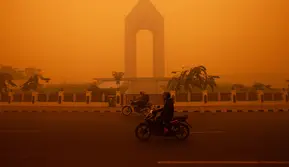 Apakah Rutin Pakai Oksigen Nasal Bisa Kurangi Dampak Asap Karhutla?