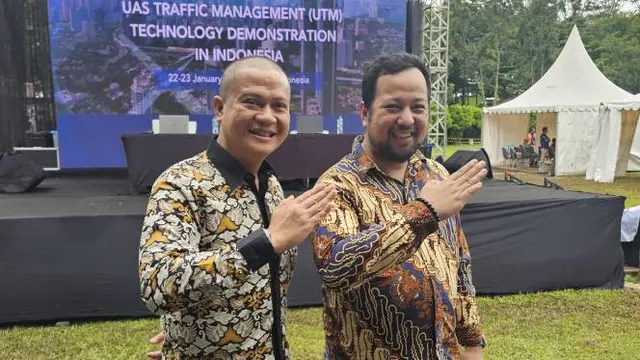 Michael Wisnu Wardhana, Managing Director Terra Drone Indonesia bersama M Akbar Marwan, Chairman Asosiasi Pilot Drone Indonesia (APDI). Credit: Terra Drone