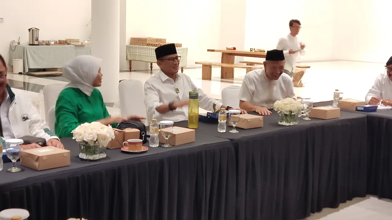 Ketua Badan Pemenangan Pemilu (Bappilu) PPP Sandiaga Uno saat pemimpin rapat strategi pemenangan PPP di Pemilu 2024 di Jalan Sriwijaya, Jakarta, Minggu (6/8/2023).