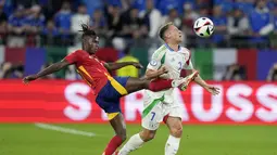 Timnas Spanyol berhasil menjadi tim kedua yang lolos ke-16 besar Euro 2024 usai menang tipis 1-0 atas Italia.  (AP Photo/Martin Meissner)