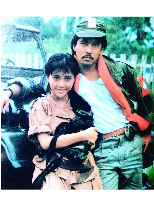 6 Potret Lawas Paramitha Rusady Ini Bukti Cantiknya Awet dari Dulu