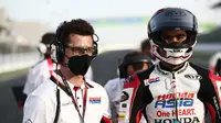 Pembalap Indonesia, Andi Gilang pada seri perdana Moto3 2021 di Sirkuit Losail, Qatar, Minggu (28/03/2021). (Honda Team Asia)