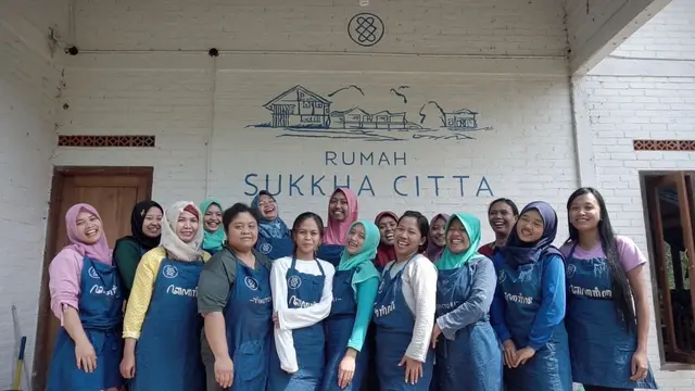 Ibu-Ibu Sukkha Citta di Rumah Sukkha Citta