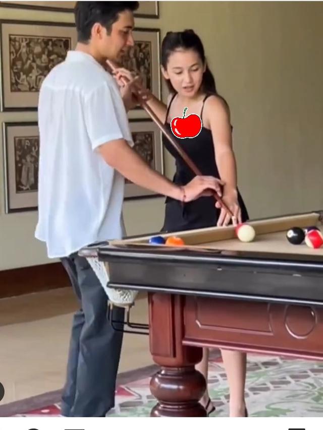 6 Potret Sandrinna Michelle Kumpul Bareng Keluarga Junior Roberts