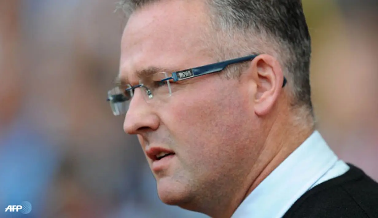 Ekspresi manajer Aston Villa, Paul Lambert pada pertandingan Liga Inggris antara Aston Villa melawan Liverpool di Stadion Villa Park , Birmingham Sabtu 24 Agustus 2013. (AFP/Olly Greenwood)