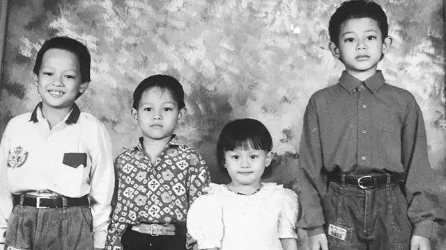 6 Potret Seru Dinda Hauw dengan Ketiga Kakak Lelakinya, Akrab Banget