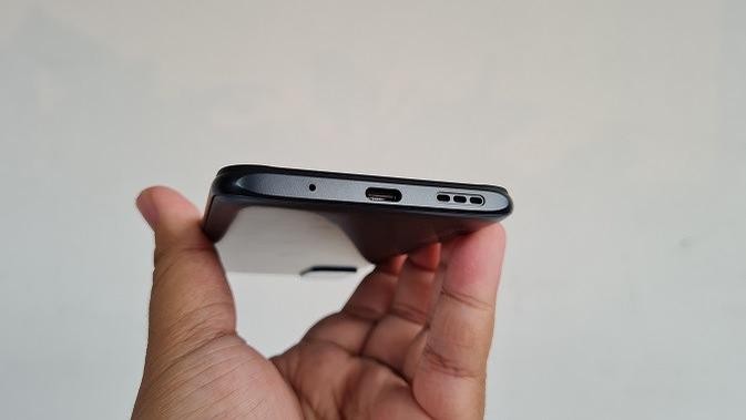 Tampilan Redmi Note 10 5G. (Liputan6.com/Agustinus M. Damar)
