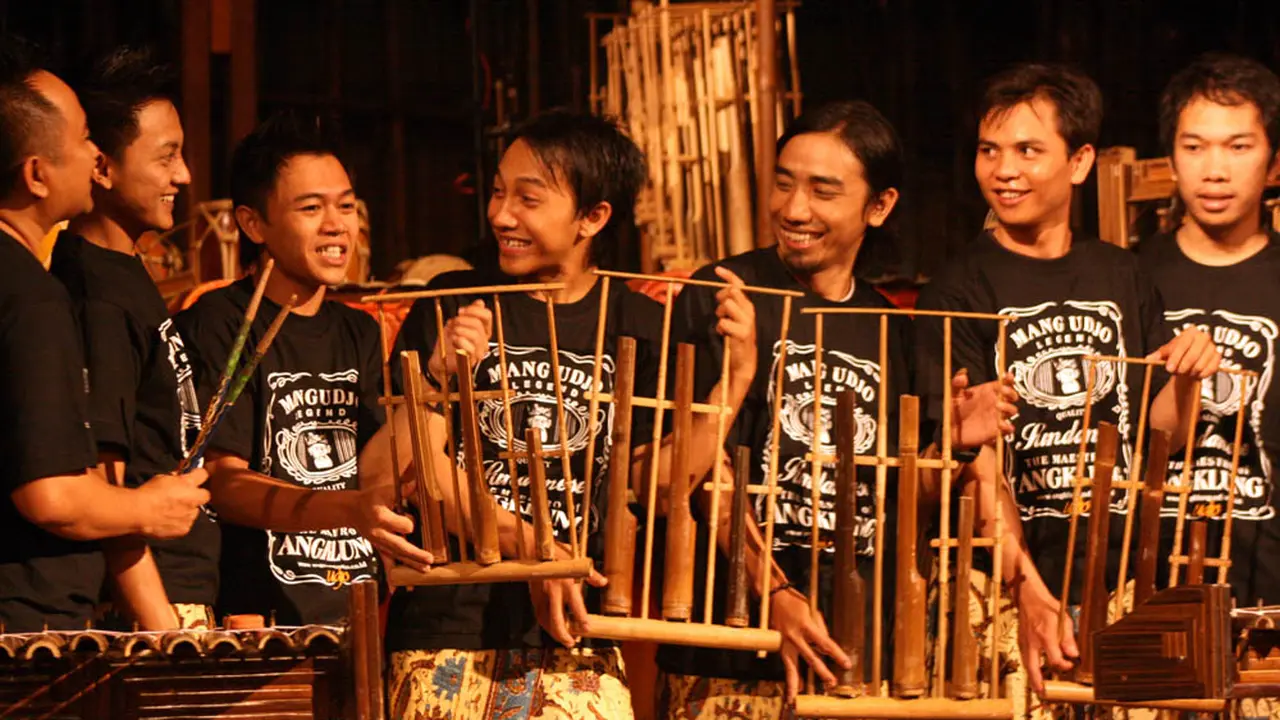 [Bintang] Barang-barang yang Jadi Souvenir di Konferensi Asia Afrika 2015