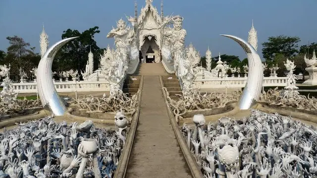 7 Tujuan Wisata Paling Misterius di Dunia Ini Bikin Geleng Kepala