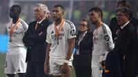 Real Madrid gagal meraih trofi Piala Super Spanyol 2025 usai kalah telak 2-5 dari Barcelona. (FADEL SENNA/AFP)