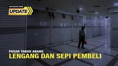 Keluhan dilontarkan sejumlah pedagang di Blok A, Pasar Tanah Abang, Jakarta Pusat. Mereka mengaku pendapatannya anjlok drastis dalam beberapa waktu terakhir. Salah satu penyebabnya tak mampu bersaing dengan produk yang dijual di e-commerce dan social...