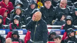 Duel yang digelar di Anfield, Rabu (15/4/2026) dini hari WIB itu memastikan PSG melaju ke semifinal dengan agregat meyakinkan 4-0. (AP Photo/Dave Shopland)