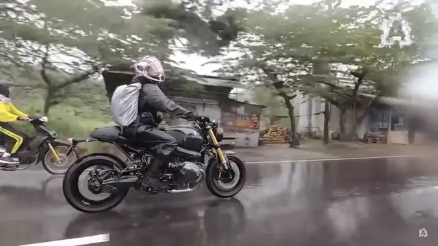 7 Momen Ariel Noah Ngopi di Warung Pinggir Jalan yang Tuai Banyak Sorotan