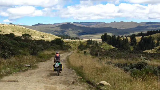 9 Potret yang 'Membawamu' ke Perjalanan Bersepeda di Ekuador