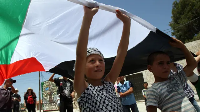 Sepak Terjang Ahed Tamimi, Gadis Palestina Lawan Tentara Israel yang Jadi Viral
