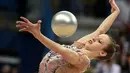 Pesenam Kroasia, Laura Bozic, beraksi dalam kualifikasi Grand Prix Moskow 2016 di Moskow, Rusia, (19/2/2016). (AFP/Kirill Kudryavtsev)