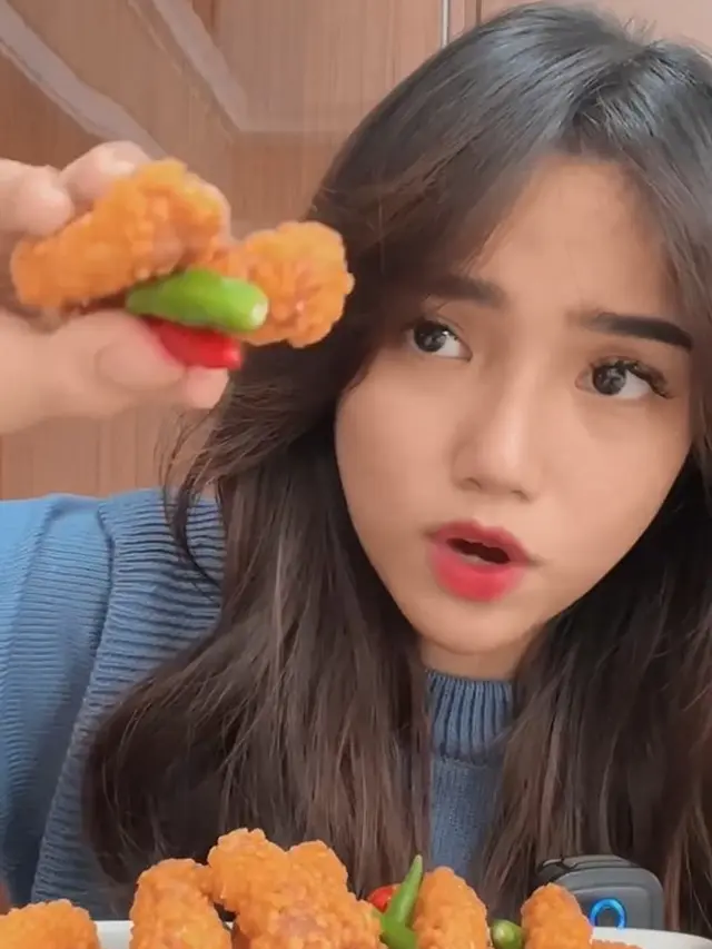 Fuji An mukbang (Instagram/fuji_an)