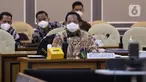 Mendagri Tito Karnavian saat rapat kerja bersama Pansus RUU Perubahan Kedua atas UU Nomor 21 Tahun 2001 tentang Otonomi Khusus bagi Provinsi Papua, Kompleks Parlemen, Jakarta, Kamis (8/4/2021). Rapat mendengar penjelasan pemerintah, pengesahan jadwal Pansus dan mekanisme. (Liputan6.com/Angga Yuniar)