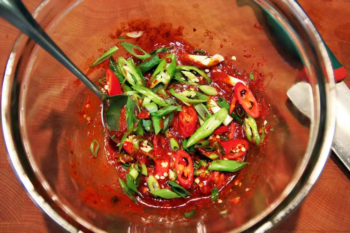 Buat kamu yang suka pedas, yuk, mampir ke-5 restoran yang ada di Jakarta ini. (Foto: maangchi.com)