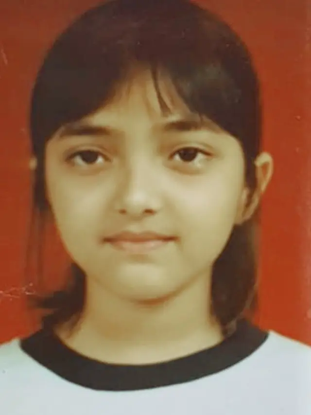 6 Foto Lawas Ashanty saat Masih Sekolah, dari SD Hingga Kuliah
