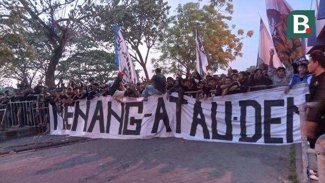 Suporter Persela Lamongan