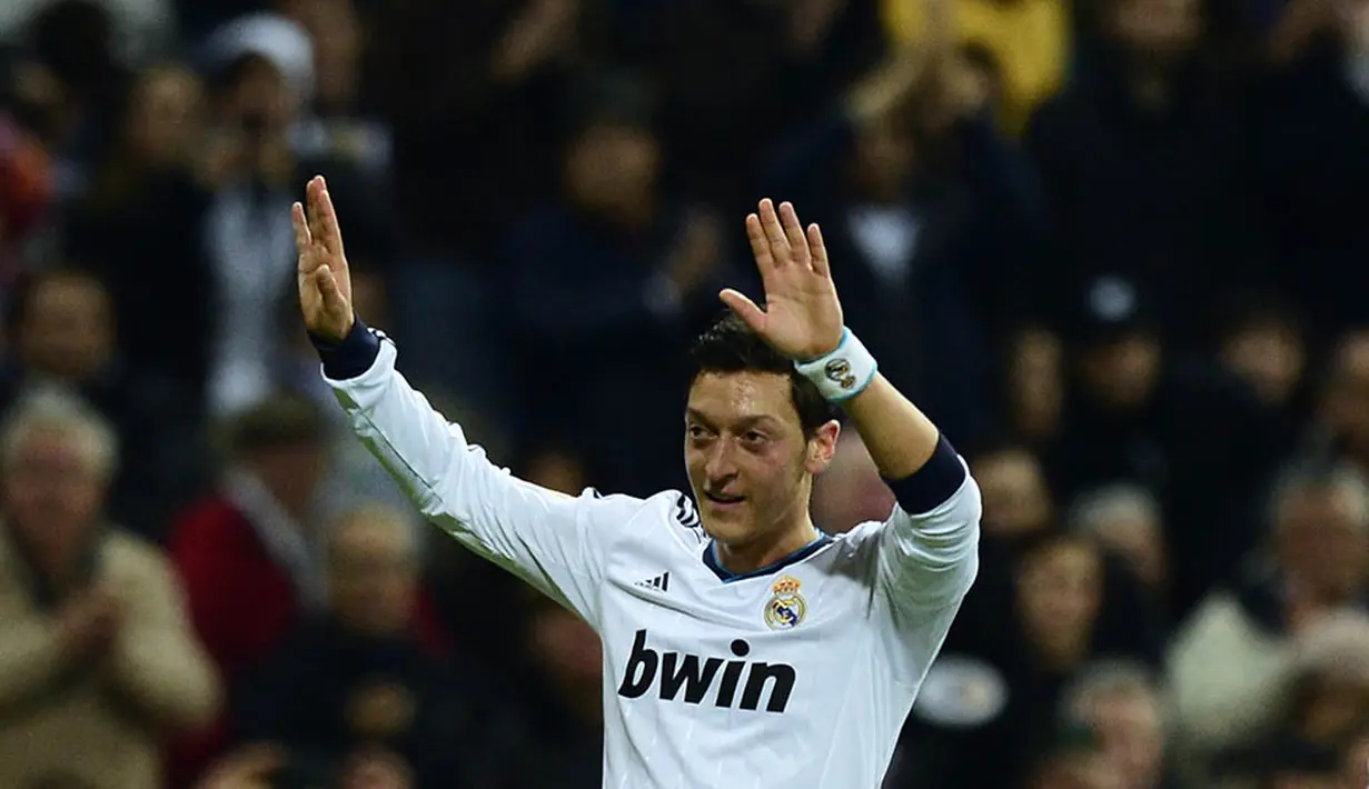 Mesut Ozil pernah sukses bersama Real Madrid (AFP/Javier Soriano)